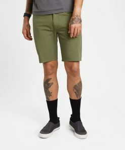 SHORT CHROME MADRONA 5 POCKET OLIVE 10 SHORT CHROME MADRONA 5 POCKET OLIVE -Vélo Boutique 1 ap 455 olbr