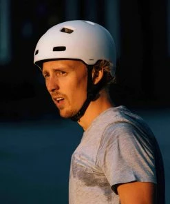 CASQUE POC CRANE MIPS MATT WHITE -Vélo Boutique 10573 crane 20mips 1022 matt 20white 2 1200x