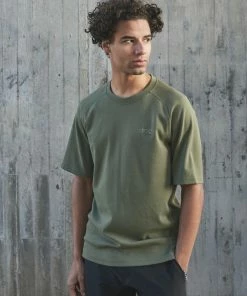 TEE SHIRT POC POISE EPIDOTE GREEN -Vélo Boutique 52911 poisetee 1460 epidotegreen 1 1200x