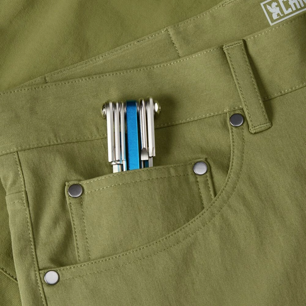 SHORT CHROME MADRONA 5 POCKET OLIVE 6 SHORT CHROME MADRONA 5 POCKET OLIVE – Image 4