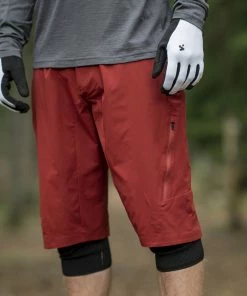 SHORT SWEET PROTECTION HUNTER LIGHT EHRED 7 SHORT SWEET PROTECTION HUNTER LIGHT EHRED -Vélo Boutique 820175 828093 hunter light gloves hunter light shorts 1