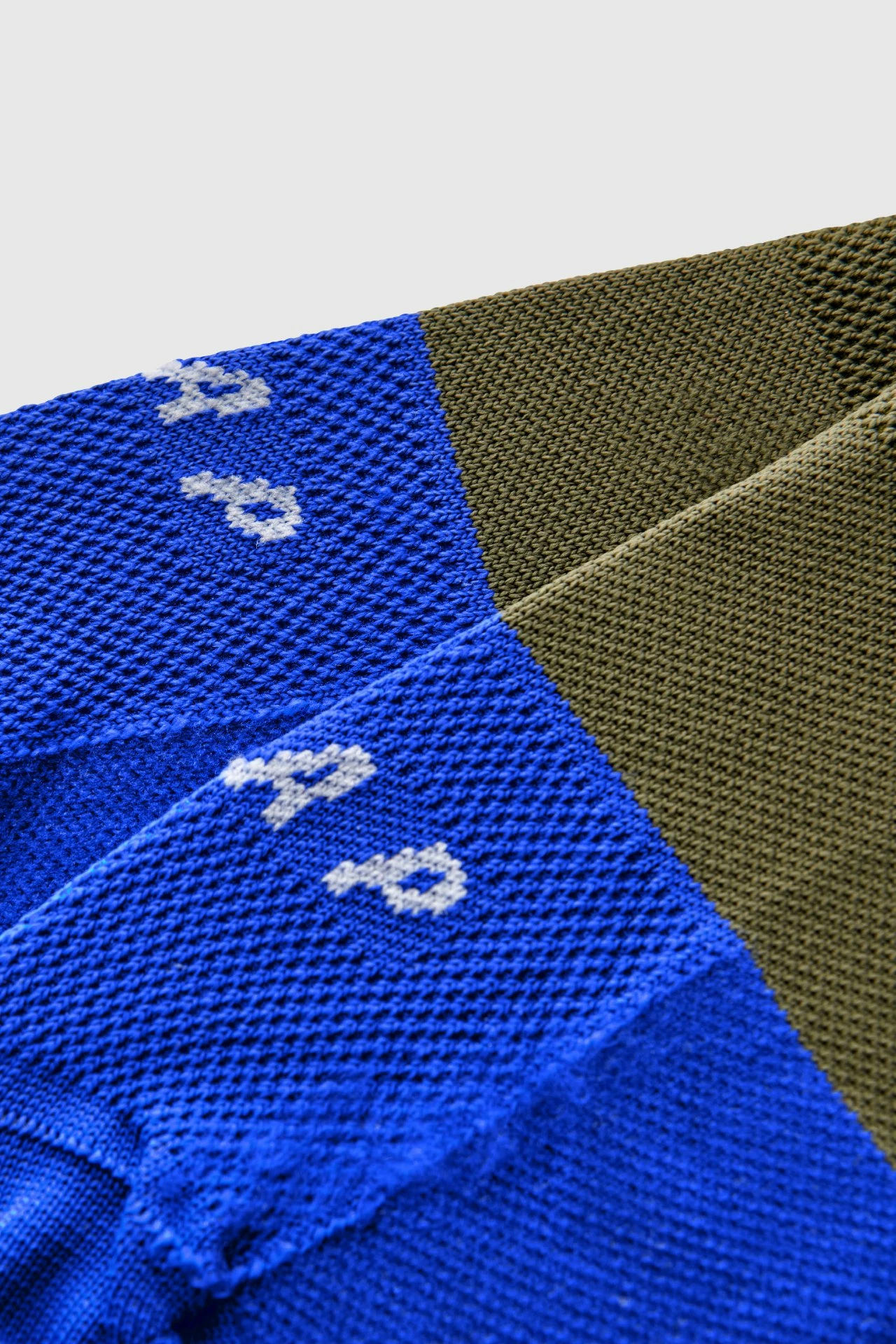 CHAUSSETTES MAAP DIVISION SOCK OLIVE 4 CHAUSSETTES MAAP DIVISION SOCK OLIVE – Image 2