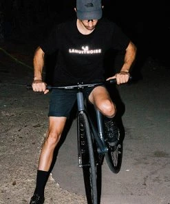 T-SHIRT LANUITNOIRE – NEW BASEMENT REFLECTIVE -Vélo Boutique b 3