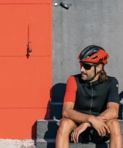 CASQUE HJC VALECO RED/BLACK 13 CASQUE HJC VALECO RED/BLACK -Vélo Boutique b92e85c8f81388f05313d99866413d55