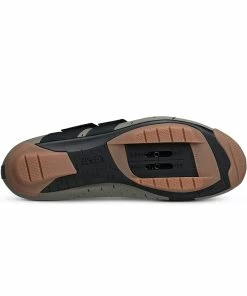 SHOES FIZIK TERRA POWERSTRAP X4 MUD CARAMED -Vélo Boutique best gravel shoes fizik 3 outsole stiffness index 6 terra powerstrap x4 mud caramel