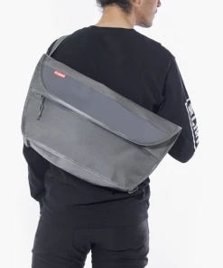 SAC CHROME SIMPLE MESSENGER SMOKE -Vélo Boutique capture d ecran 2022 04 11 a 15 12 37