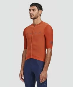 MAILLOT MAAP EVADE PRO BASE JERSEY CAYENNE -Vélo Boutique evadeprobasejersey cayenne pdp hero 01 desktop