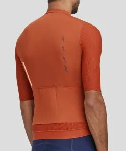 MAILLOT MAAP EVADE PRO BASE JERSEY CAYENNE -Vélo Boutique evadeprobasejersey cayenne pdp specs 01 desktop variant 01