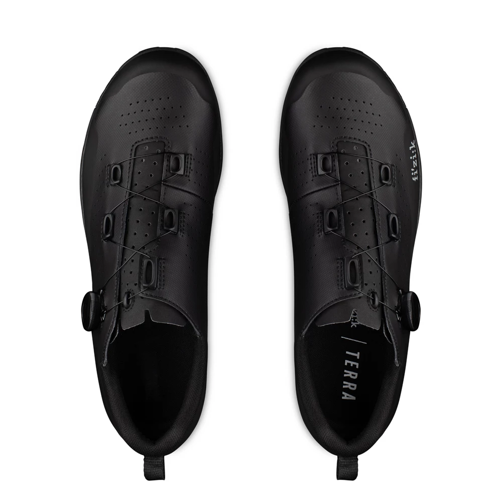 SHOES FIZIK TERRA ATLAS BLACK BLACK 7 SHOES FIZIK TERRA ATLAS BLACK BLACK – Image 5