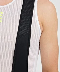 CUISSARD MAAP TRAINING BIB BLACK WHITE 13 CUISSARD MAAP TRAINING BIB BLACK WHITE -Vélo Boutique male bib training black mab104 maap cycling apparel pdp specs 02 desktop