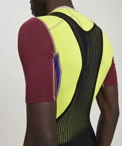 SOUS COUCHE MAAP THERMAL BASE LAYER CEMENT 13 SOUS COUCHE MAAP THERMAL BASE LAYER CEMENT -Vélo Boutique men sthermalbaselayerteecement pdp additional images 02 desktop